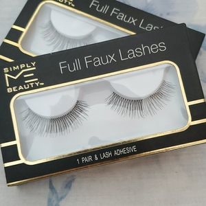 Simply Beauty Full Faux Lashes and highlighter